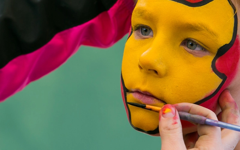 mosaic_face_painting_face_painting_700x933