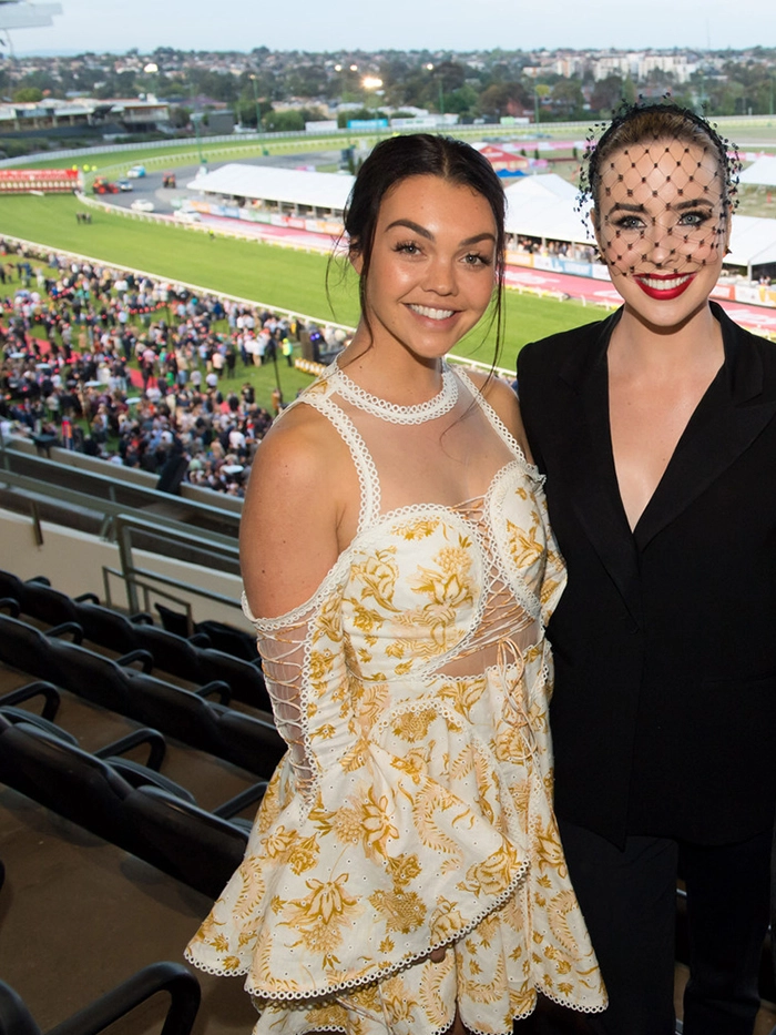 cp-carnival-hub-page-700x9330004grandstand--members-seating2