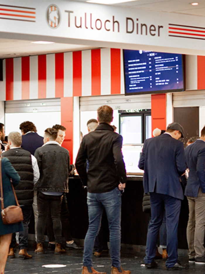 tulloch-bar-raceday-food--beverage-20221022sdp2011800x500