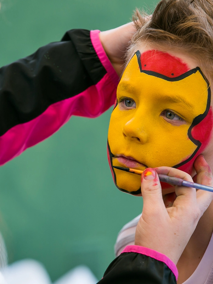 mosaic_face_painting_face_painting_700x933